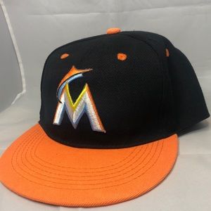 Miami Marlins Fitted Cap